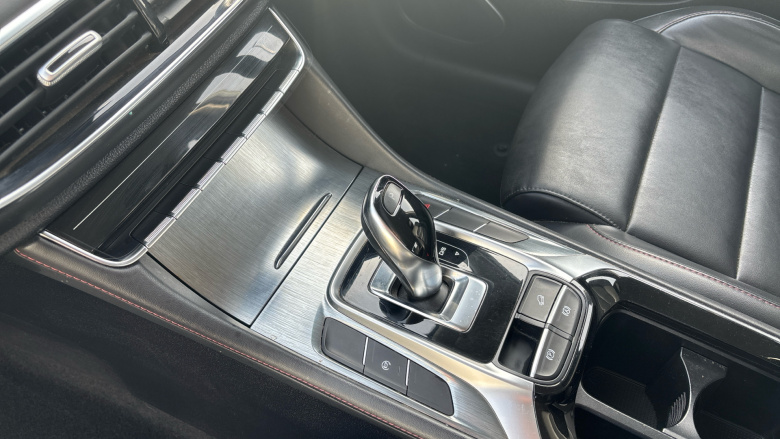 MG Hs 1.5 T-GDI Excite 5dr DCT Petrol Hatchback